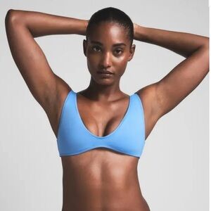 NWT Skims Swim plunge triangle bikini top blue New tide